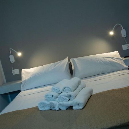 AL 54 Accommodation San Benedetto del Tronto Esterno foto