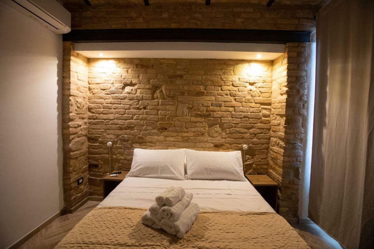 AL 54 Accommodation San Benedetto del Tronto Esterno foto