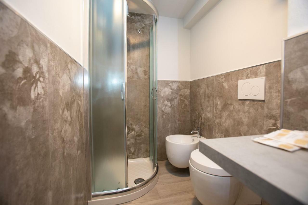 AL 54 Accommodation San Benedetto del Tronto Esterno foto