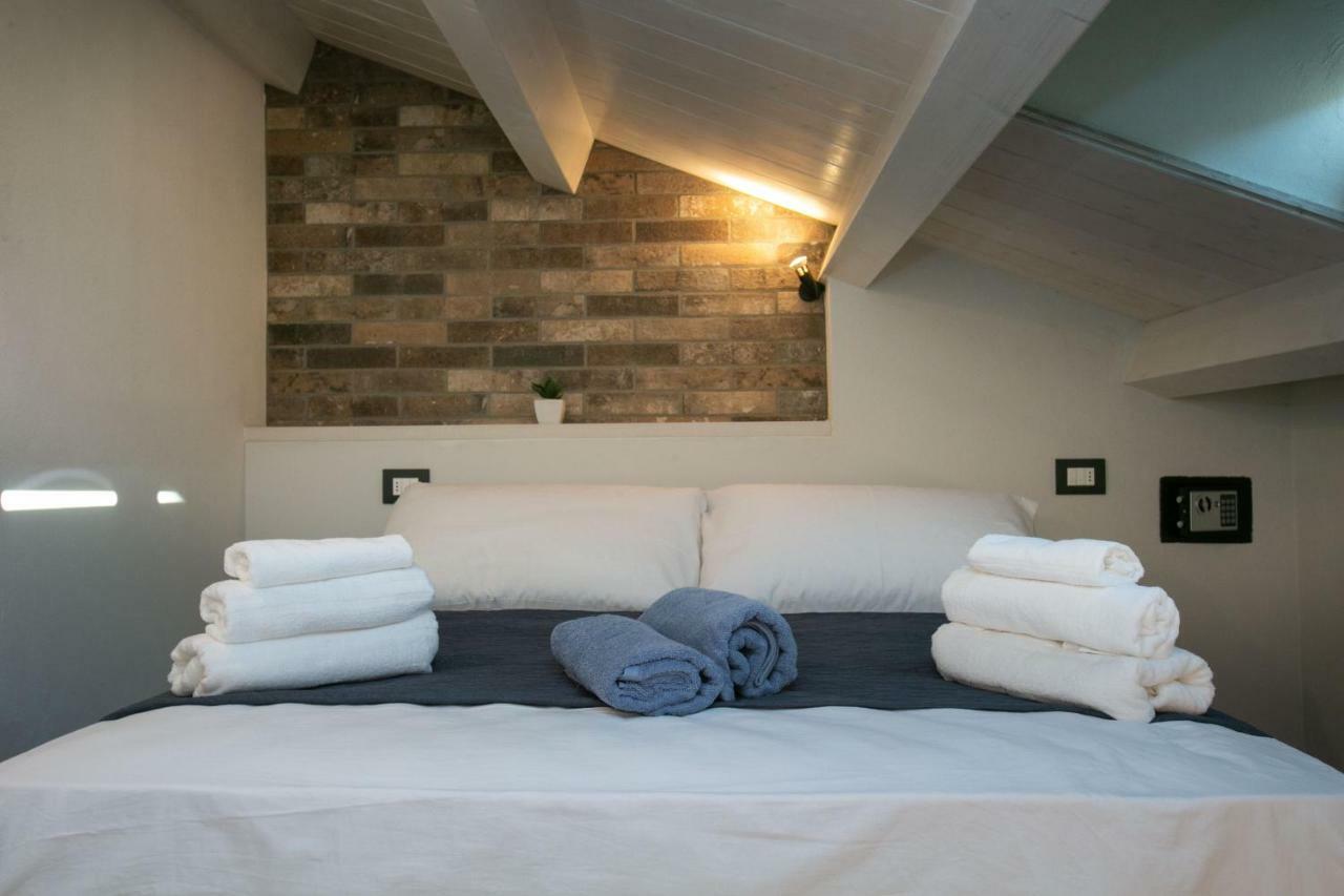 AL 54 Accommodation San Benedetto del Tronto Esterno foto