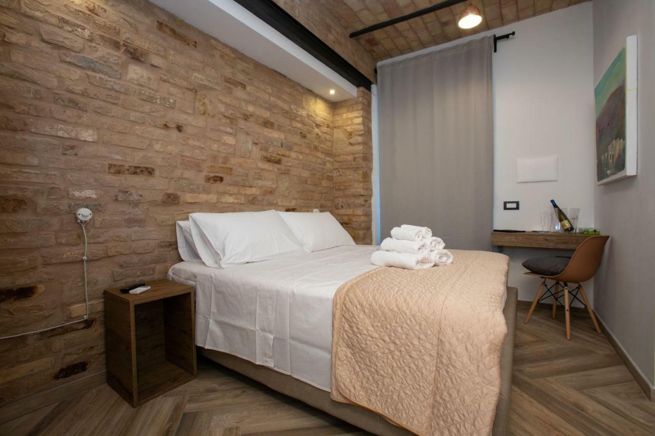 AL 54 Accommodation San Benedetto del Tronto Esterno foto