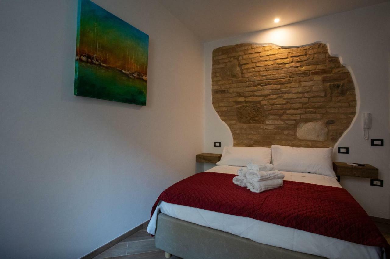 AL 54 Accommodation San Benedetto del Tronto Esterno foto