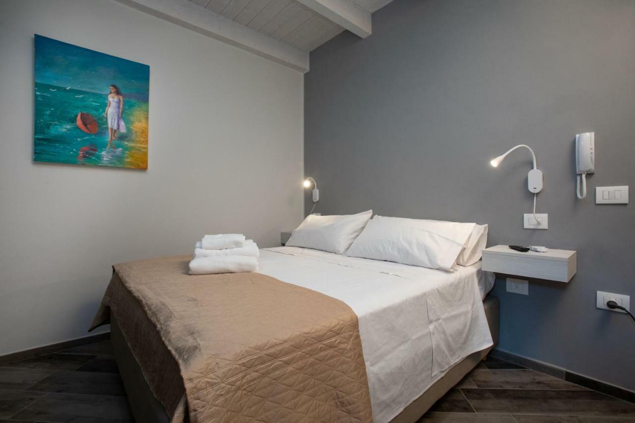 AL 54 Accommodation San Benedetto del Tronto Esterno foto