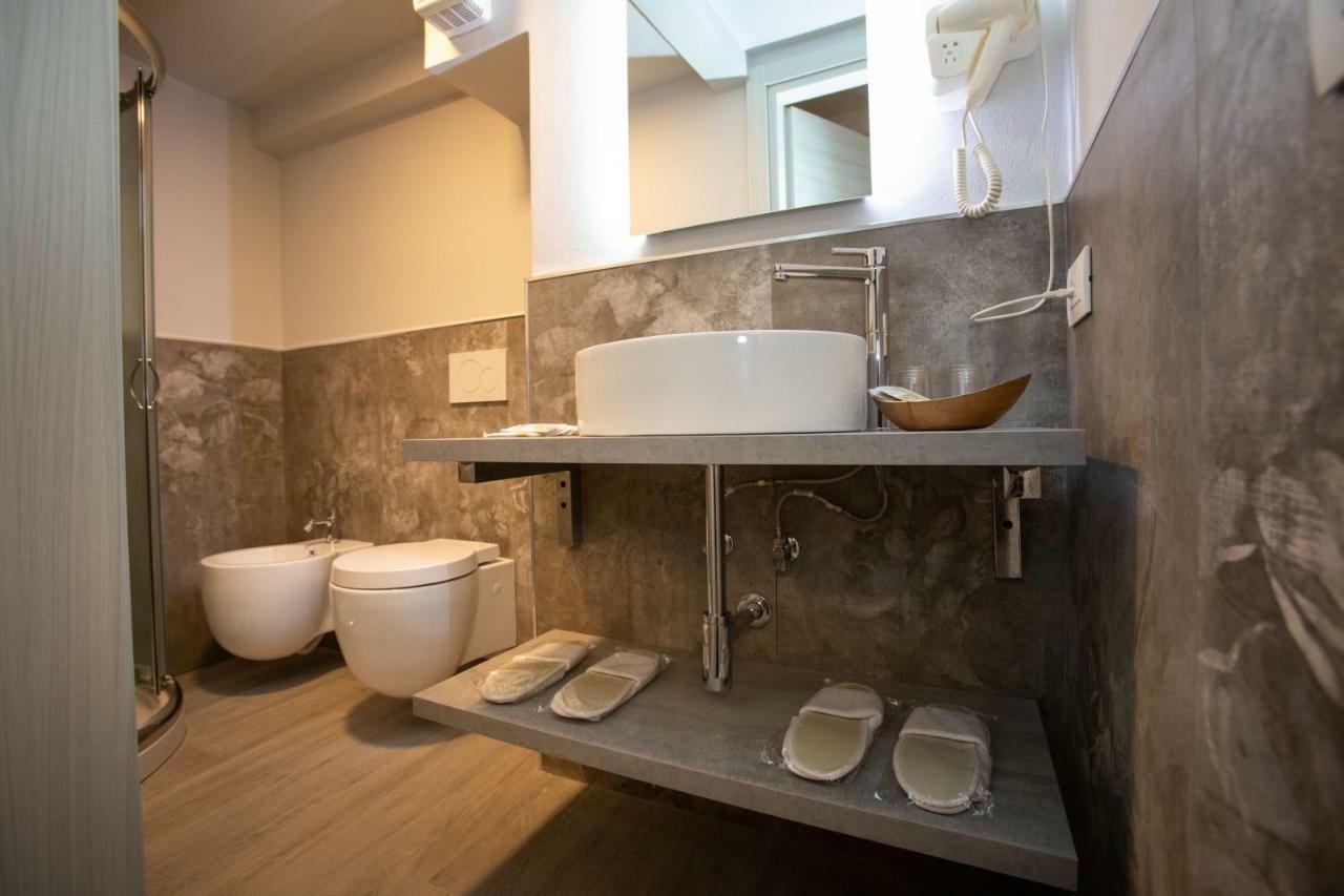 AL 54 Accommodation San Benedetto del Tronto Esterno foto
